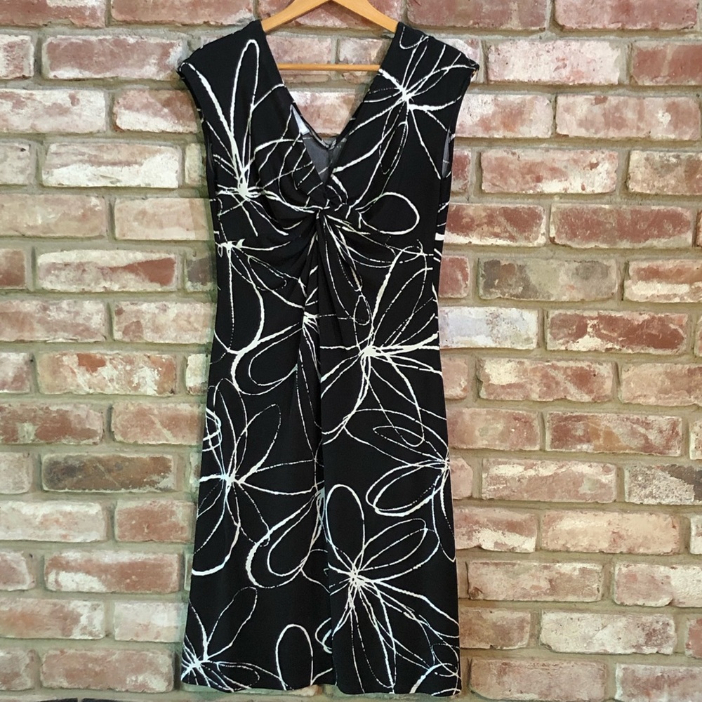 Pre❤️'d Lady Hathaway Sleeveless Dress